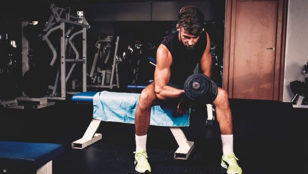 man-training-gym_23-2148024372